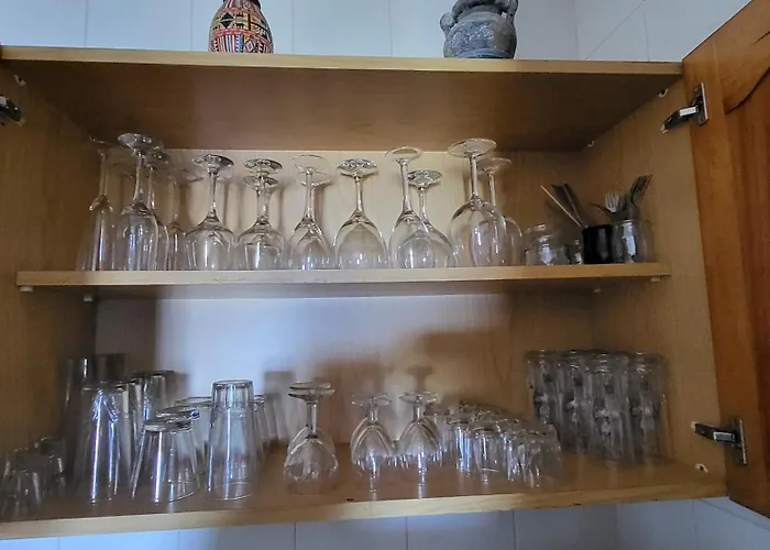 شقة Mit Sonnenterrasse Und Panorama - Meerblick, 5 Min. Von Hafen + *