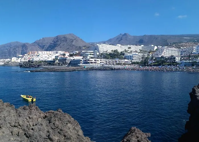 Mit Sonnenterrasse Und Panorama - Meerblick, 5 Min. Von Hafen + *