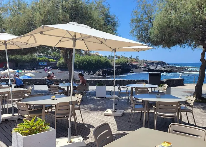 Mit Sonnenterrasse Und Panorama - Meerblick, 5 Min. Von Hafen + شقة