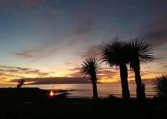 Appartement Mit Sonnenterrasse Und Panorama - Meerblick, 5 Min. Von Hafen +
