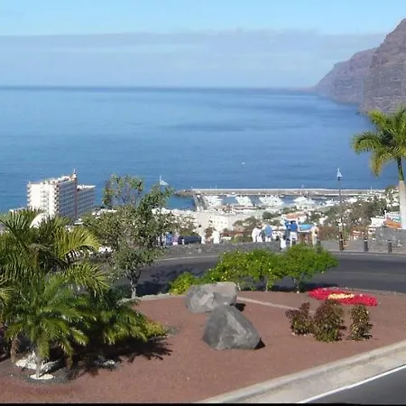 Mit Sonnenterrasse Und Panorama - Meerblick, 5 Min. Von Hafen + Apartman *