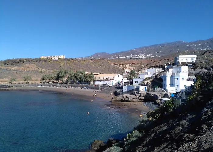 Mit Sonnenterrasse Und Panorama - Meerblick, 5 Min. Von Hafen + Διαμέρισμα